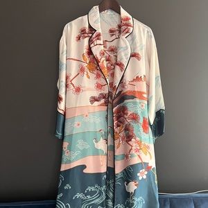 Maxi satin kimono